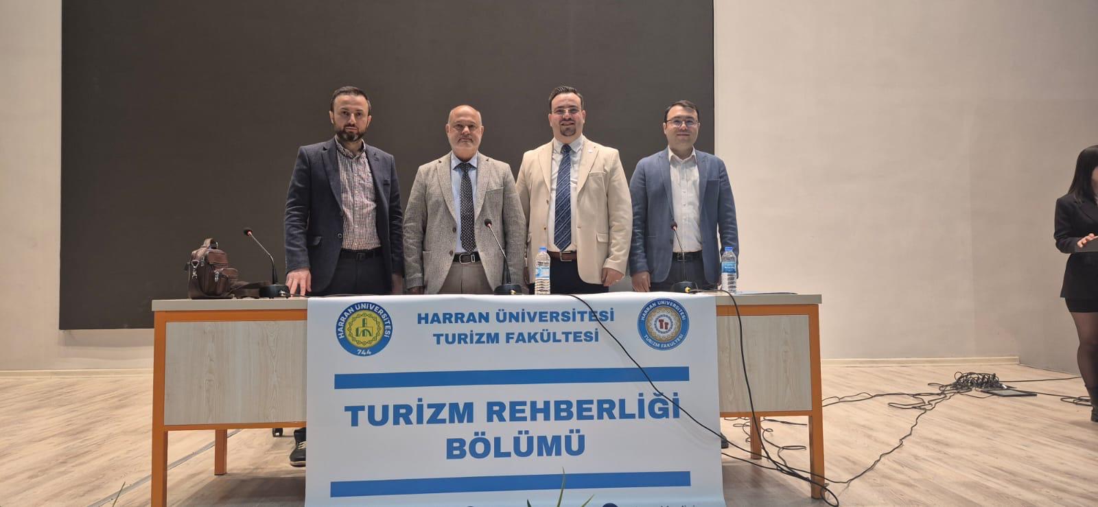 Bir Yol Bin Hikâye: Rehberlikte Tecrübeler ve İlhamlar